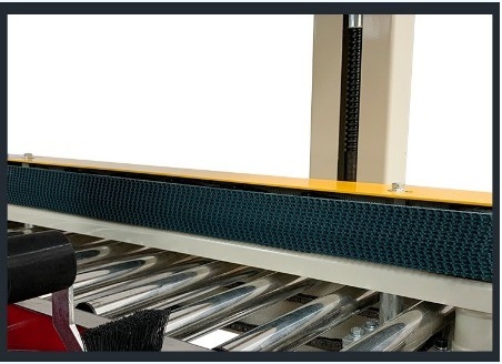 220V / 50HZ Αριστερό και δεξί κινητήρα συσκευή σφράγισης χαρτονιού ημιαυτόματη συσκευή σφράγισης χαρτονιού