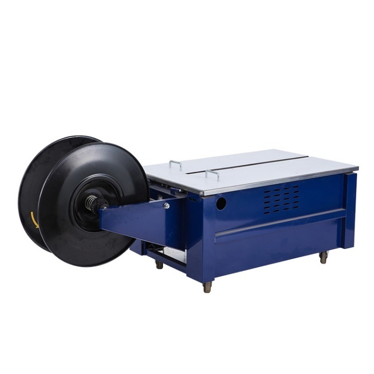 Ηλεκτρική μονοκινητήρα χαμηλή πίνακα PP Strapping Machine με ζώνη επιφάνειας τραπεζιού για να επωφεληθούν